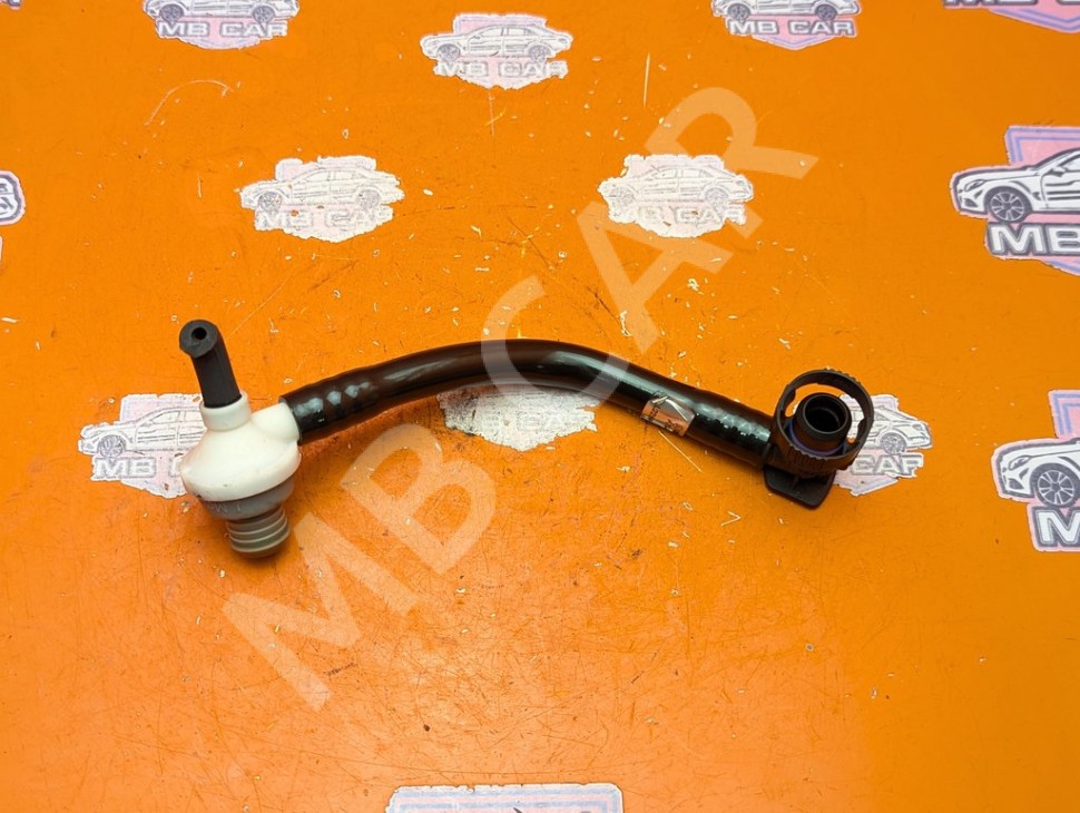 Трубка вакуумная MERCEDES-BENZ C-класс W204/S204 (2006 - 2011) фото 1 &mdash; Разборка Мерседес