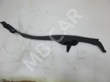 Накладка MERCEDES-BENZ C-класс W205/S205/C205/A205 (2014 - 2018) — Разборка Мерседес