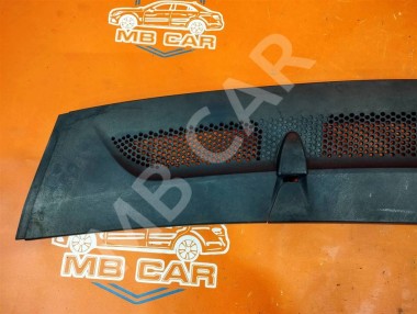 Решетка капота MERCEDES-BENZ A-класс W169 (2004 - 2008) — Разборка Мерседес