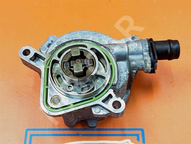 Насос вакуумный MERCEDES-BENZ A-класс W177 (2018 - 2023) — Разборка Мерседес