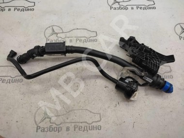 Горловина бака мочевины MERCEDES-BENZ GLE-класс W166 (2015 - 2018) — Разборка Мерседес