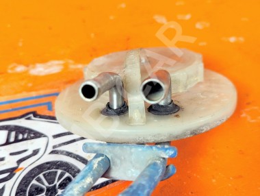 Подогреватель бачка омывателя MERCEDES-BENZ E-класс W124/S124/C124/A124 (1984 - 1997) &mdash; Разборка Мерседес