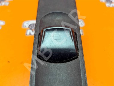 Кнопка стеклоподъемников MERCEDES-BENZ Sprinter w906 — Разборка Мерседес