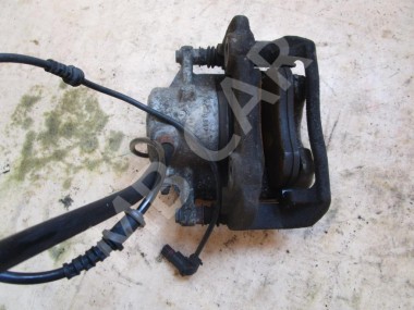 Суппорт передний правый MERCEDES-BENZ C-класс W204/S204 (2006 - 2011) — Разборка Мерседес