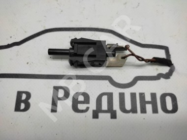 Выключатель стоп-сигнала MERCEDES-BENZ CLK-класс C208/A208 (1997 - 2000) — Разборка Мерседес