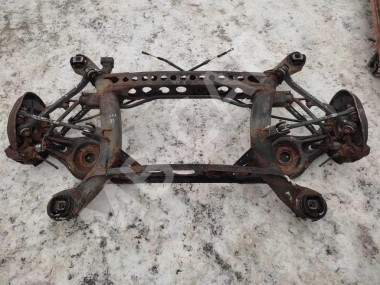 Подрамник задний MERCEDES-BENZ S-класс W140 (1991 - 1998) — Разборка Мерседес