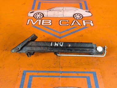 Домкрат MERCEDES-BENZ M-класс W163 (1997 - 2001) &mdash; Разборка Мерседес