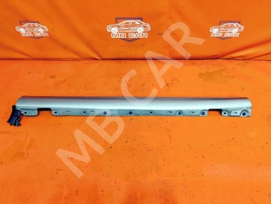 Порог пластиковый правый MERCEDES-BENZ C-класс W203/S203/CL203 (2000 - 2004) — Разборка Мерседес