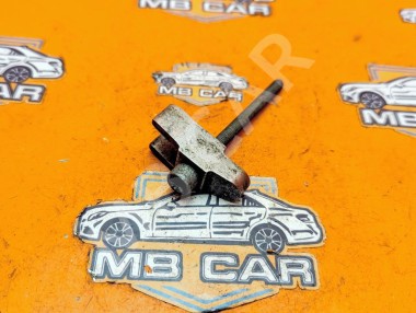 Кронштейн крепления форсунок MERCEDES-BENZ E-класс W210/S210 рестайлинг (1999 - 2003) &mdash; Разборка Мерседес