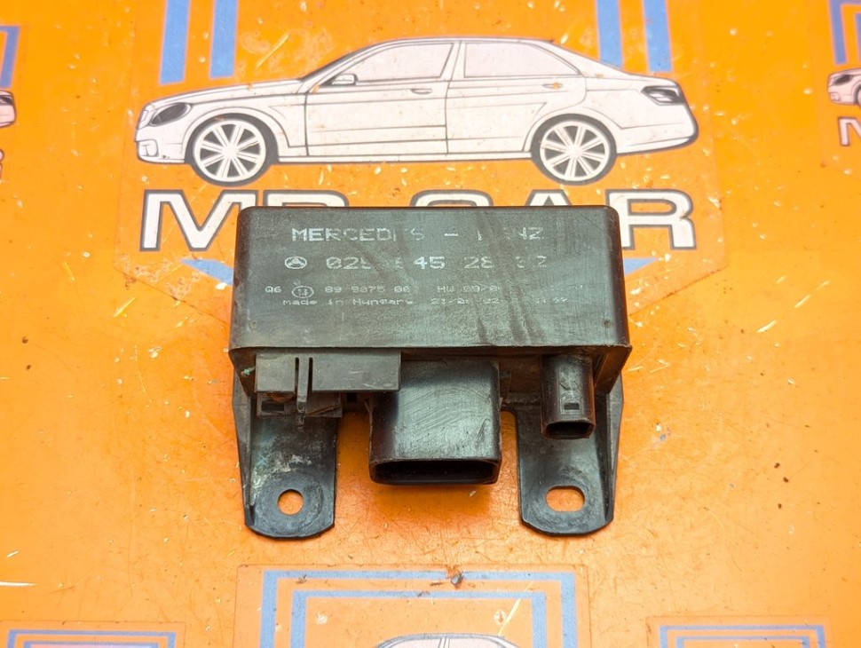 Реле свечей накала MERCEDES-BENZ V-класс W638/W639 (1996 - 2003) V 220 2.1 D AT (122 л.с.) фото 1 &mdash; Разборка Мерседес