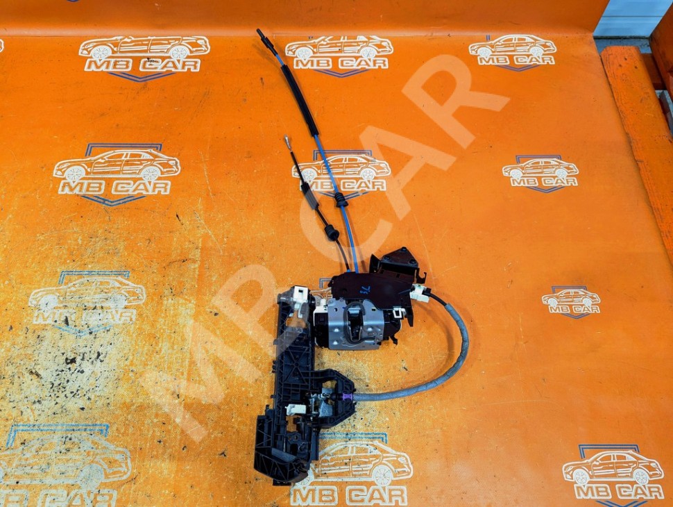 Замок двери задней левой MERCEDES-BENZ C-класс W204/S204 (2006 - 2011) фото 1 — Разборка Мерседес