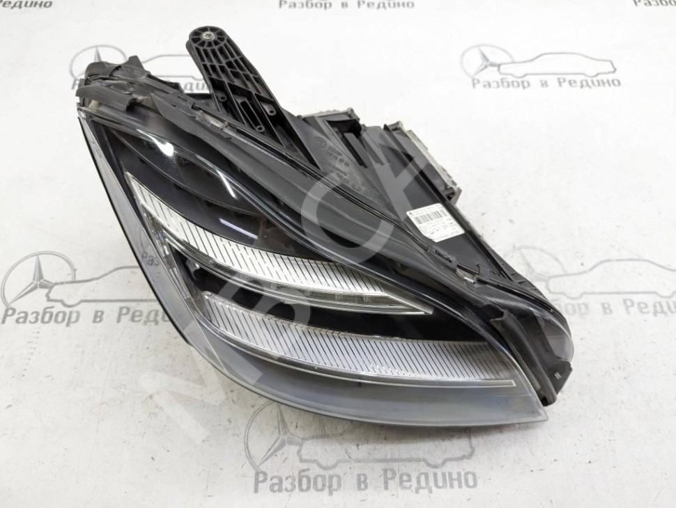Фара правая MERCEDES-BENZ CLS-класс C218/X218 (2010 - 2014) фото 1 — Разборка Мерседес