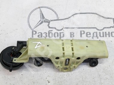 Механизм подголовника MERCEDES-BENZ S-класс W221 (2005 - 2009) — Разборка Мерседес