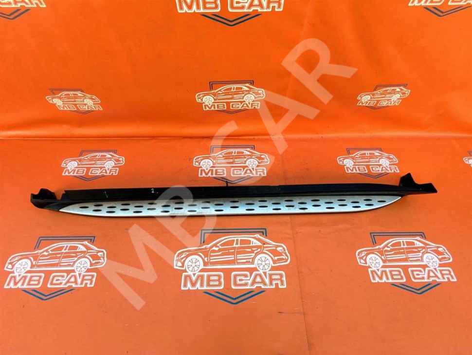 Порог- подножка MERCEDES-BENZ GL-класс X166 (2012 - 2016) фото 1 &mdash; Разборка Мерседес