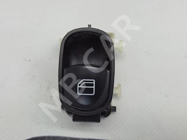 Кнопка стеклоподъемников MERCEDES-BENZ C-класс W203/S203/CL203 рестайлинг (2004 - 2008) — Разборка Мерседес