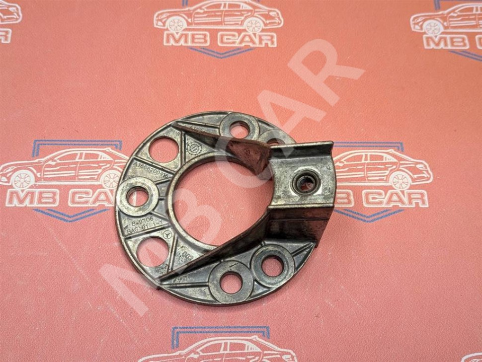 Кронштейн MERCEDES-BENZ GL-класс X166 (2012 - 2016) фото 1 — Разборка Мерседес