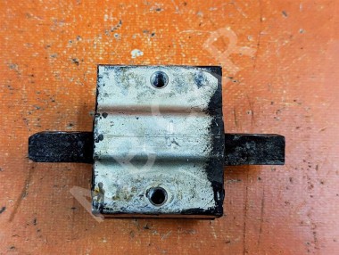 Опора КПП MERCEDES-BENZ S-класс W220 (1998 - 2005) — Разборка Мерседес