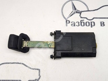 Ограничитель двери MERCEDES-BENZ E-класс W210/S210 (1995 - 1999) — Разборка Мерседес