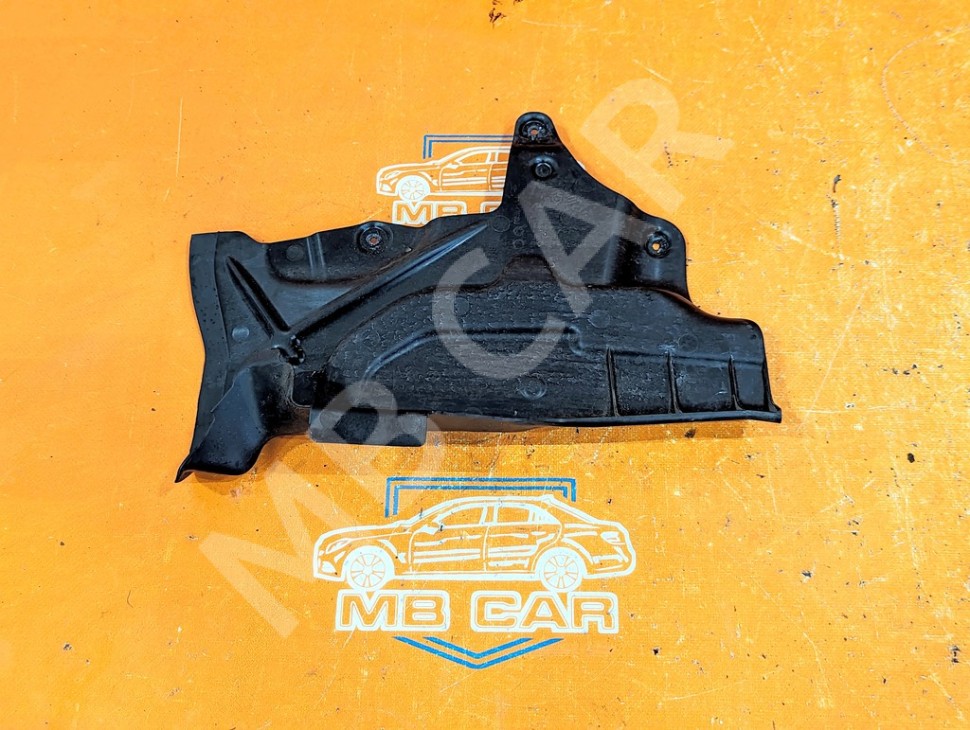 Накладка MERCEDES-BENZ C-класс W204/S204/С204 рестайлинг (2011 - 2015) фото 1 — Разборка Мерседес