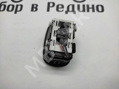 Кнопка стеклоподъемников MERCEDES-BENZ CLK-класс C209/W209 рестайлинг (2005 - 2010) — Разборка Мерседес