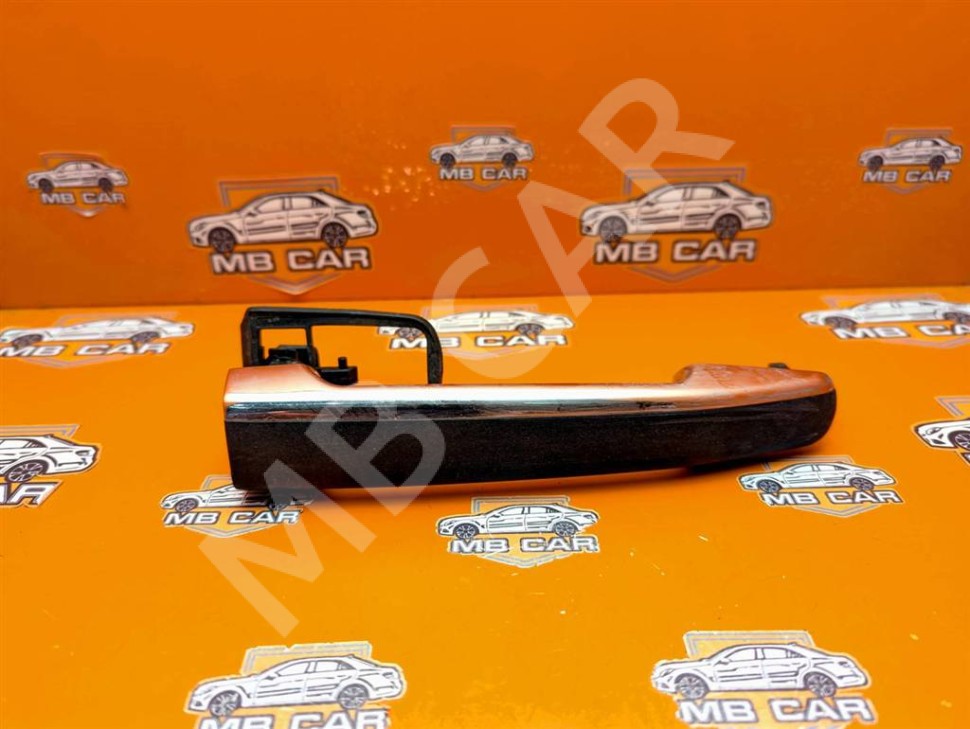 Ручка двери наружняя MERCEDES-BENZ E-класс W210/S210 (1995 - 1999) фото 1 &mdash; Разборка Мерседес