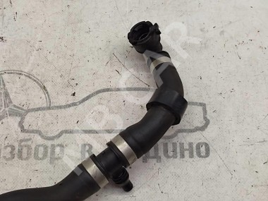 Патрубок ОЖ MERCEDES-BENZ V-класс W447 рестайлинг (2019 - 2025) — Разборка Мерседес