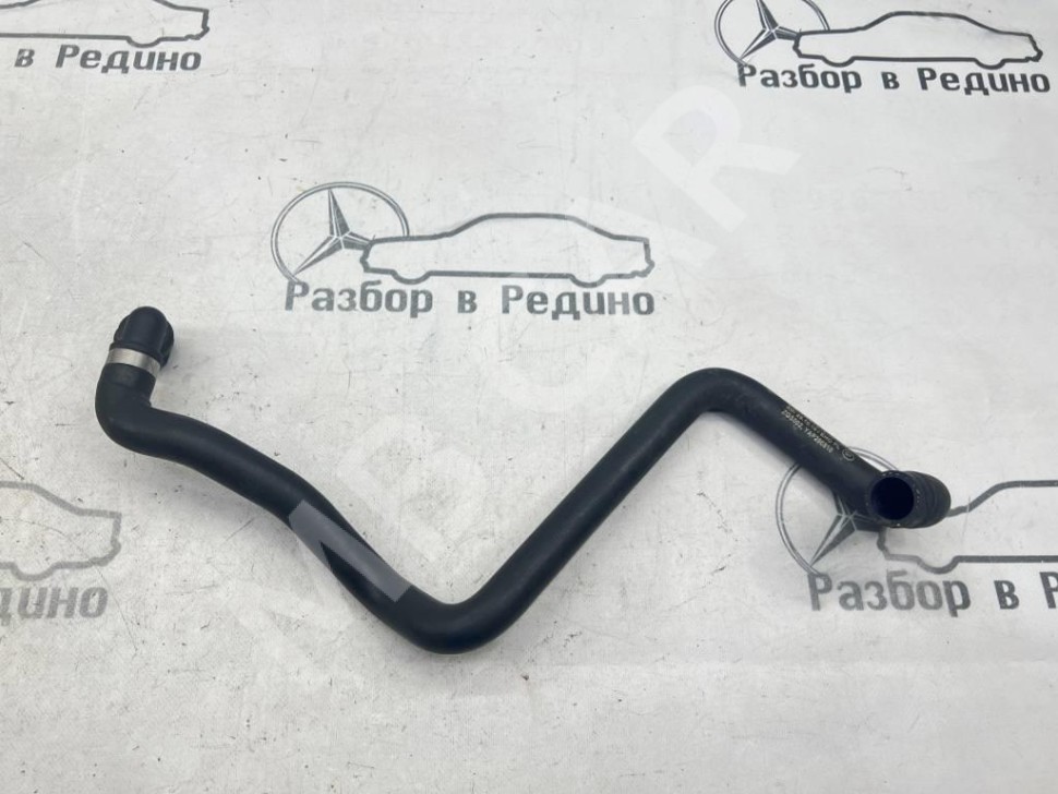 Патрубок ОЖ MERCEDES-BENZ A-класс W176 (2012 - 2015) фото 1 — Разборка Мерседес