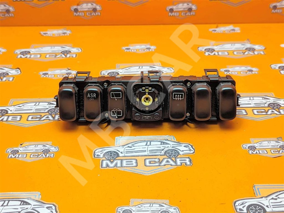 Блок кнопок MERCEDES-BENZ A-класс W168 (1997 - 2001) фото 1 — Разборка Мерседес