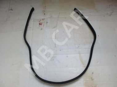 Уплотнитель моторного отсека MERCEDES-BENZ E-класс AMG W211/S211 (2002 - 2006) — Разборка Мерседес