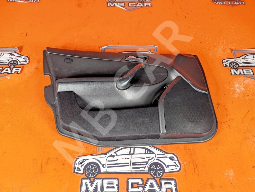 Карта двери передняя левая MERCEDES-BENZ C-класс W203/S203/CL203 рестайлинг (2004 - 2008) фото 1 &mdash; Разборка Мерседес