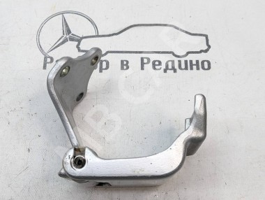 Петля двери MERCEDES-BENZ V-класс W447 рестайлинг (2019 - 2025) — Разборка Мерседес