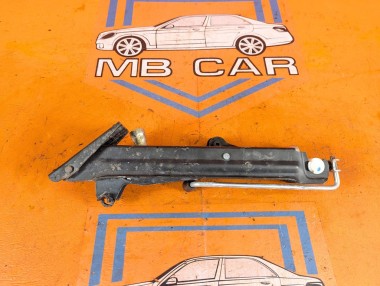 Домкрат MERCEDES-BENZ M-класс W163 рестайлинг (2001 - 2005) &mdash; Разборка Мерседес