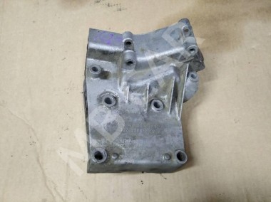 Кронштейн крепления ГУРа MERCEDES-BENZ W124 W124/S124/C124/A124 (1984 - 1993) — Разборка Мерседес