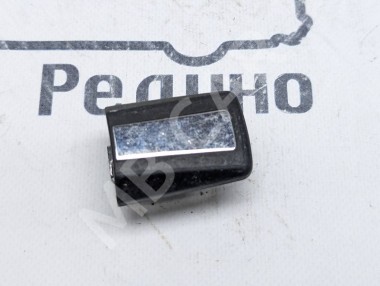 Крышка ручки двери MERCEDES-BENZ W124 W124/S124/C124/A124 (1984 - 1993) — Разборка Мерседес