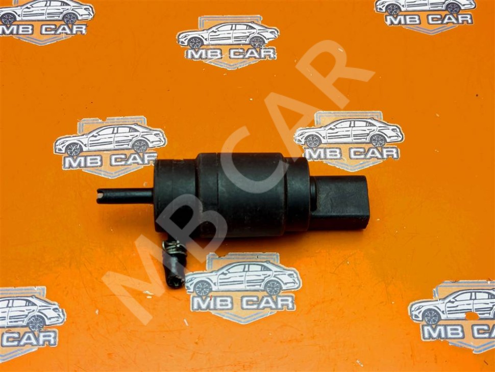 Насос омывателей MERCEDES-BENZ E-класс W210/S210 (1995 - 1999) фото 1 — Разборка Мерседес
