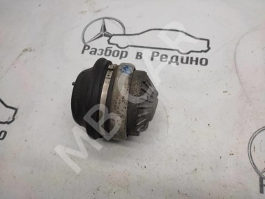 Опора двигателя MERCEDES-BENZ S-класс W220 (1998 - 2005) — Разборка Мерседес