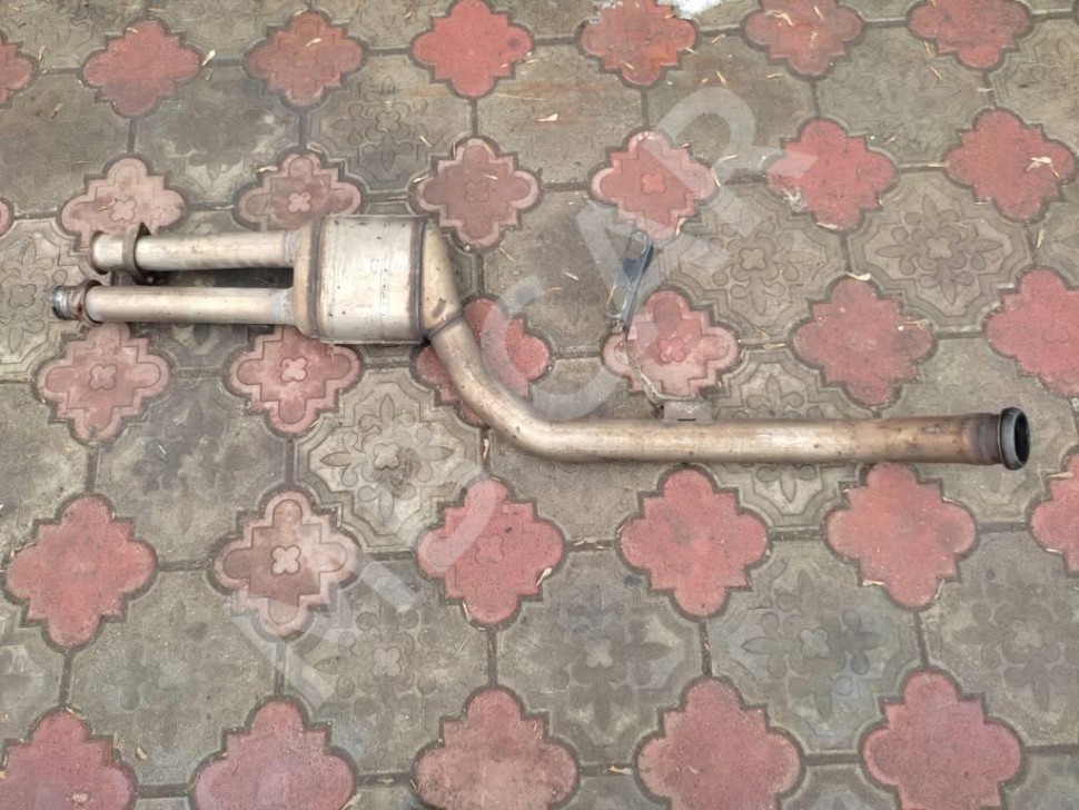 Глушитель MERCEDES-BENZ S-класс W220 рестайлинг (2002 - 2005) фото 1 — Разборка Мерседес