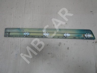 Молдинг двери MERCEDES-BENZ E-класс W210/S210 (1995 - 1999) — Разборка Мерседес