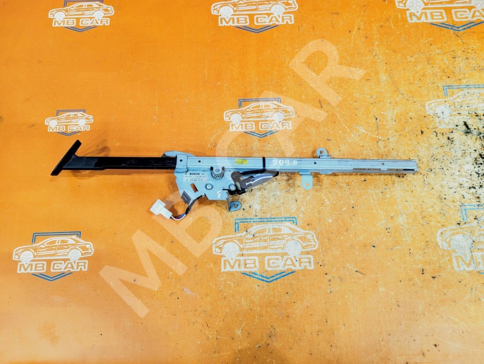 Подаватель ремня MERCEDES-BENZ CLK-класс C209/W209 (2002 - 2005) фото 1 — Разборка Мерседес