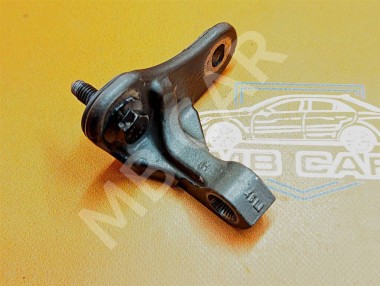 Петля двери MERCEDES-BENZ M-класс W164 (2005 - 2008) — Разборка Мерседес