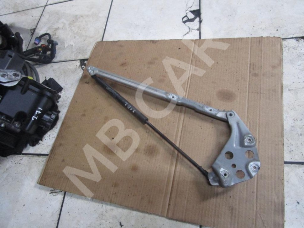 Петля капота MERCEDES-BENZ E-класс W210/S210 рестайлинг (1999 - 2003) фото 1 — Разборка Мерседес