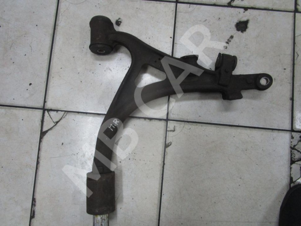 Рычаг передний нижний правый MERCEDES-BENZ M-класс W163 рестайлинг (2001 - 2005) фото 1 — Разборка Мерседес