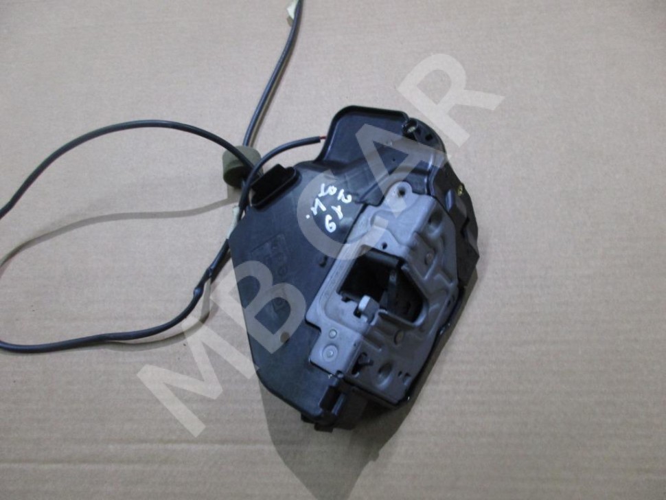 Замок двери задней левой MERCEDES-BENZ CLS-класс C219 рестайлинг (2008 - 2010) фото 1 — Разборка Мерседес