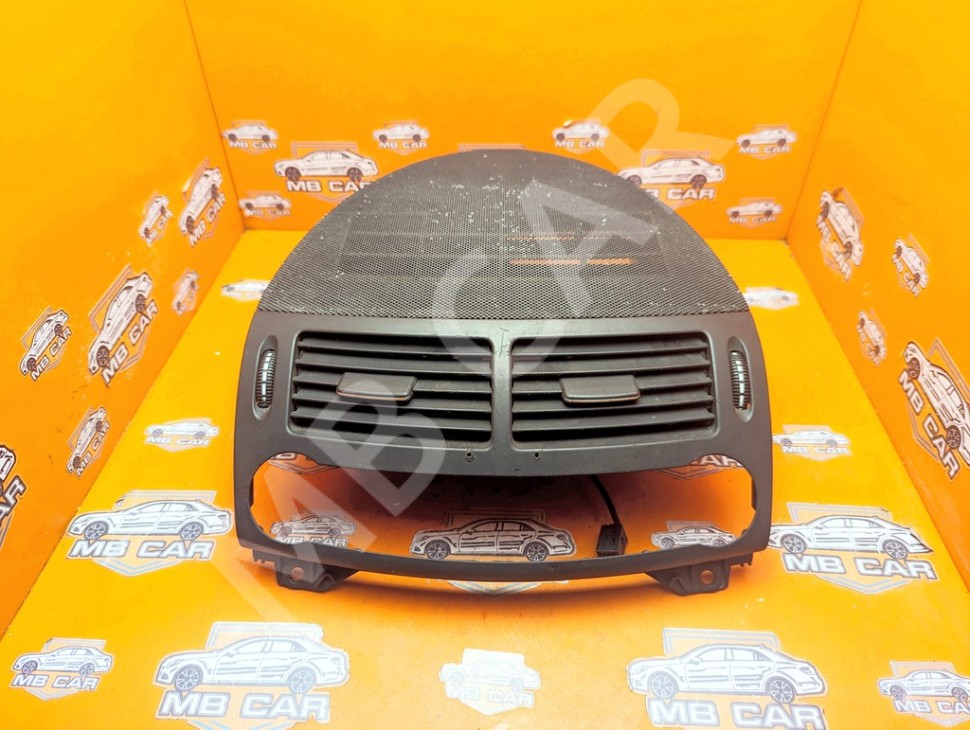 Воздуховод центральный MERCEDES-BENZ E-класс W211/S211 (2002 - 2006) фото 1 &mdash; Разборка Мерседес