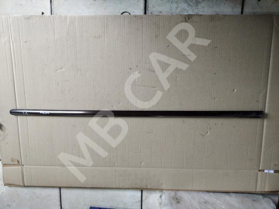 Молдинг стекла двери MERCEDES-BENZ C-класс W203/S203/CL203 (2000 - 2004) фото 1 — Разборка Мерседес