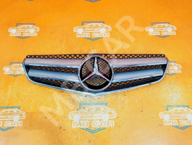 Решетка радиатора MERCEDES-BENZ E-класс W212/S212/C207/A207 (2009 - 2013) — Разборка Мерседес