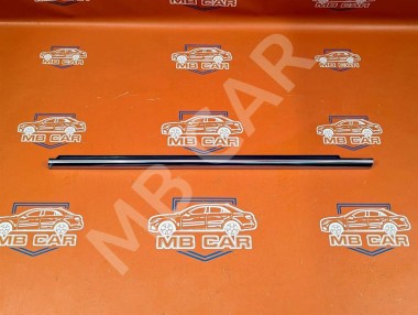 Молдинг стекла двери MERCEDES-BENZ R-класс W251 (2005 - 2007) — Разборка Мерседес