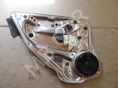 Стеклоподъемник задний левый MERCEDES-BENZ C-класс W204/S204 (2006 - 2011) — Разборка Мерседес