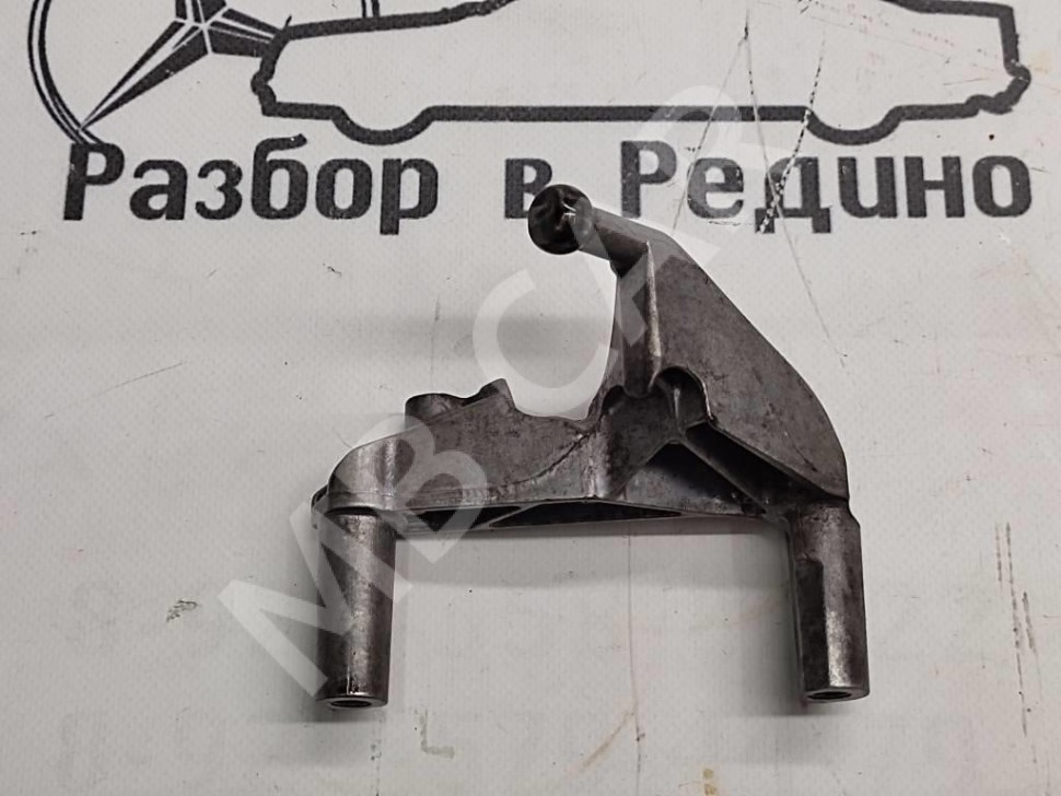 Кронштейн MERCEDES-BENZ CLK-класс C209/W209 рестайлинг (2005 - 2010) фото 1 — Разборка Мерседес