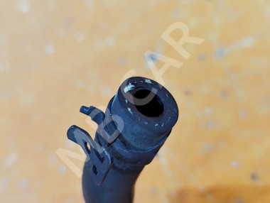 Трубка вентиляции расширительного бака MERCEDES-BENZ GLE-класс W166 (2015 - 2018) — Разборка Мерседес